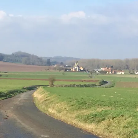 The Charming, Bright Stable Neuilly-le-Dien